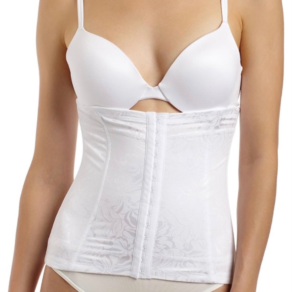 NWT Flexees by Maidenform Shapewear Firm Control Wist Nipper.